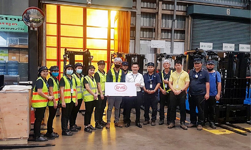 บีวายดี ฟอร์คลิฟท์ หนึ่งในกลไกขับเคลื่อน งานเคลื่อนย้ายสินค้าของ บริษัท ไทยเบเวอร์เรจแคน จำกัด